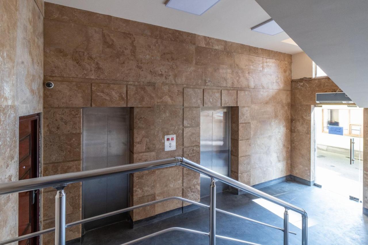 Stay Inn Apartments At Buzand 13 Street Yerevan Luaran gambar